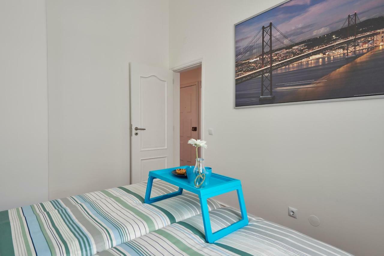 Cozy Apartment In Historic Center With Terrace Lisboa Exteriör bild