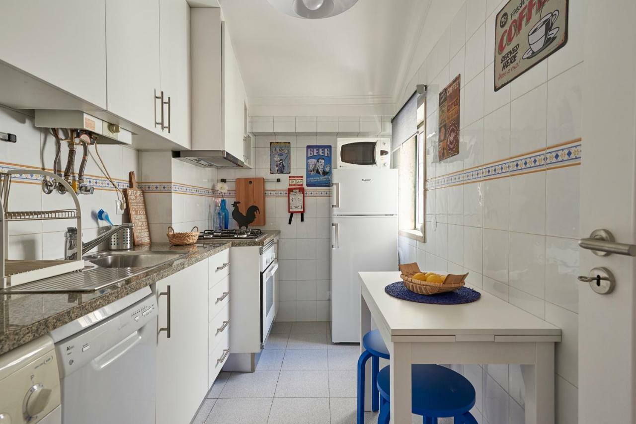 Cozy Apartment In Historic Center With Terrace Lisboa Exteriör bild