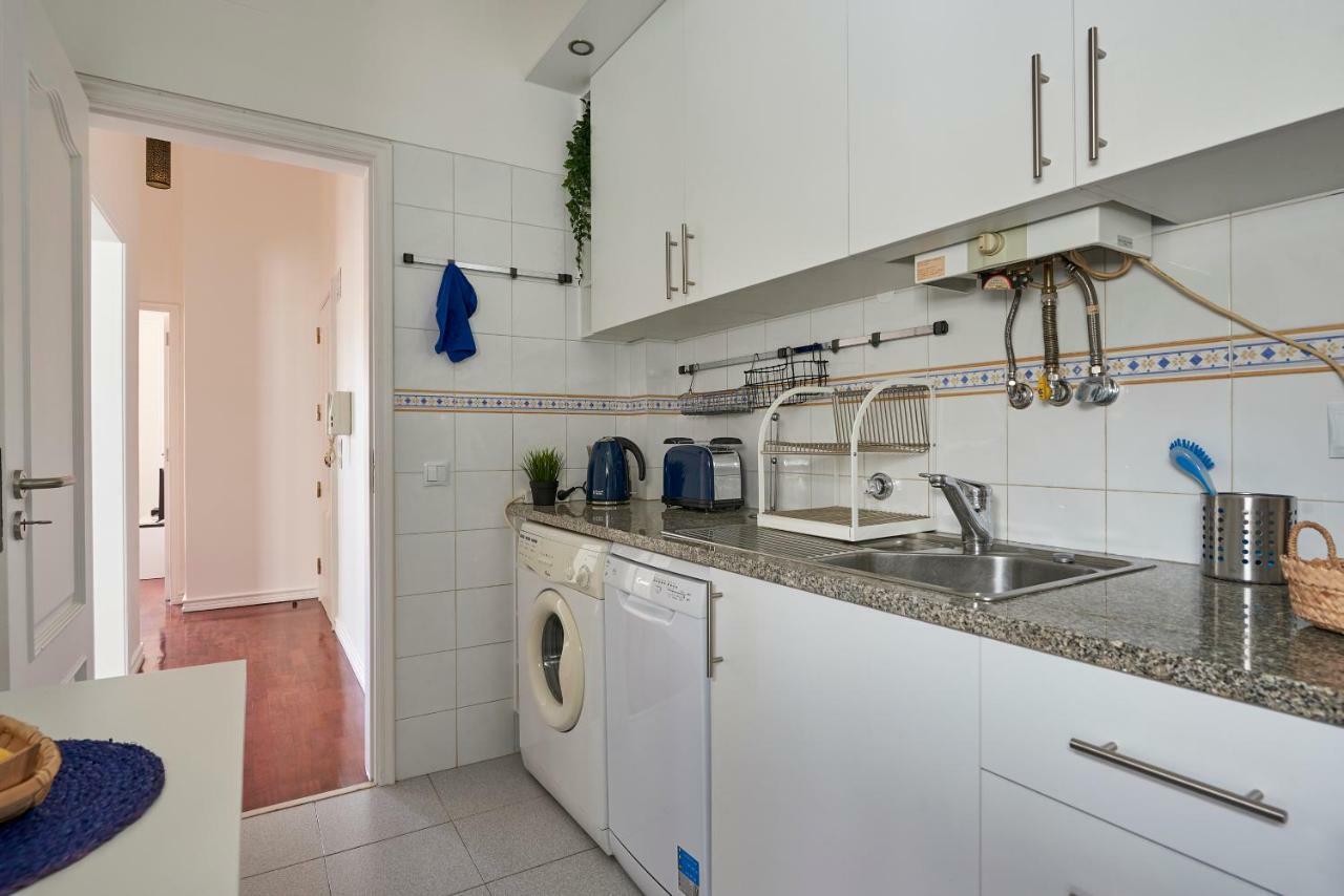 Cozy Apartment In Historic Center With Terrace Lisboa Exteriör bild